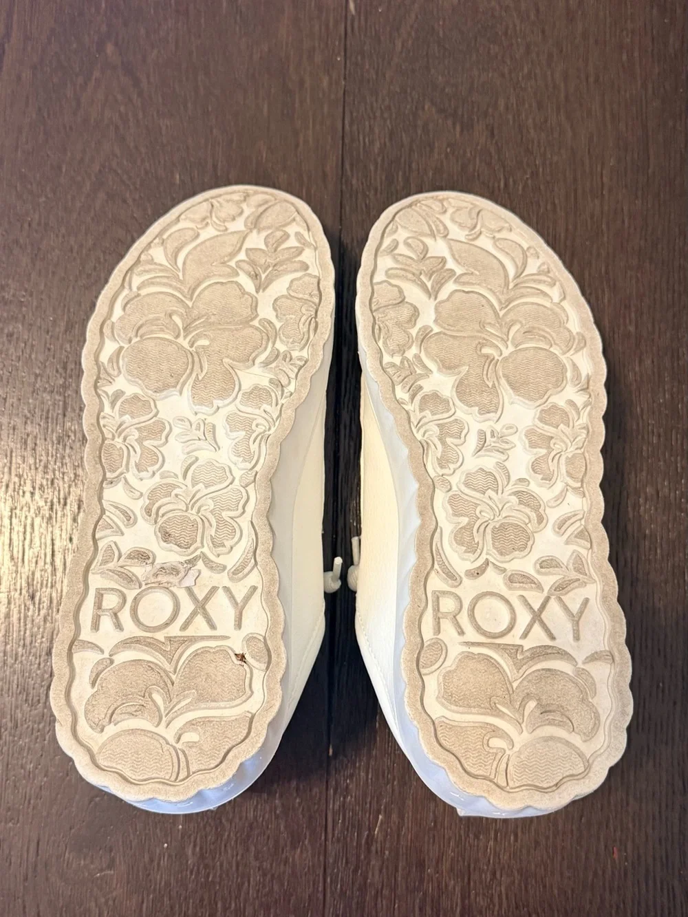 Roxy Sheilahh White Platform Lace-Up Sneakers for Women
